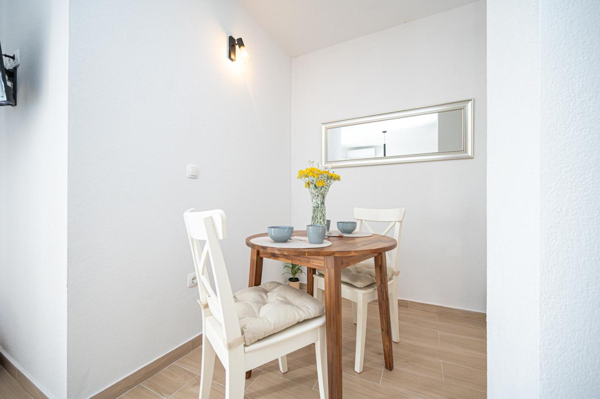 ווינייראץ Apartments Kondric מראה חיצוני תמונה